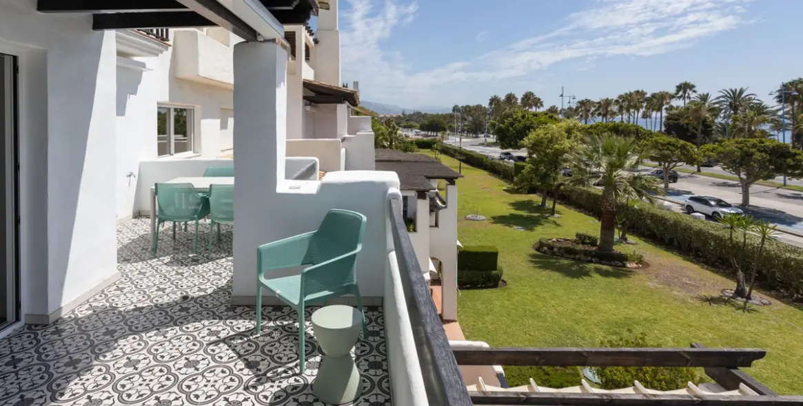 Short-term rent of middle floor apartment in San Pedro de Alcántara 13