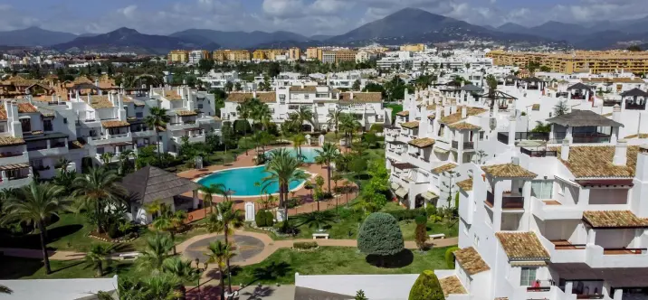 Short-term rent of middle floor apartment in San Pedro de Alcántara 1