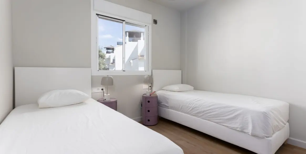 Short-term rent of middle floor apartment in San Pedro de Alcántara 22