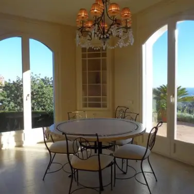 Краткосрочная аренда  отдельно стоящей виллы в Altos de los Monteros