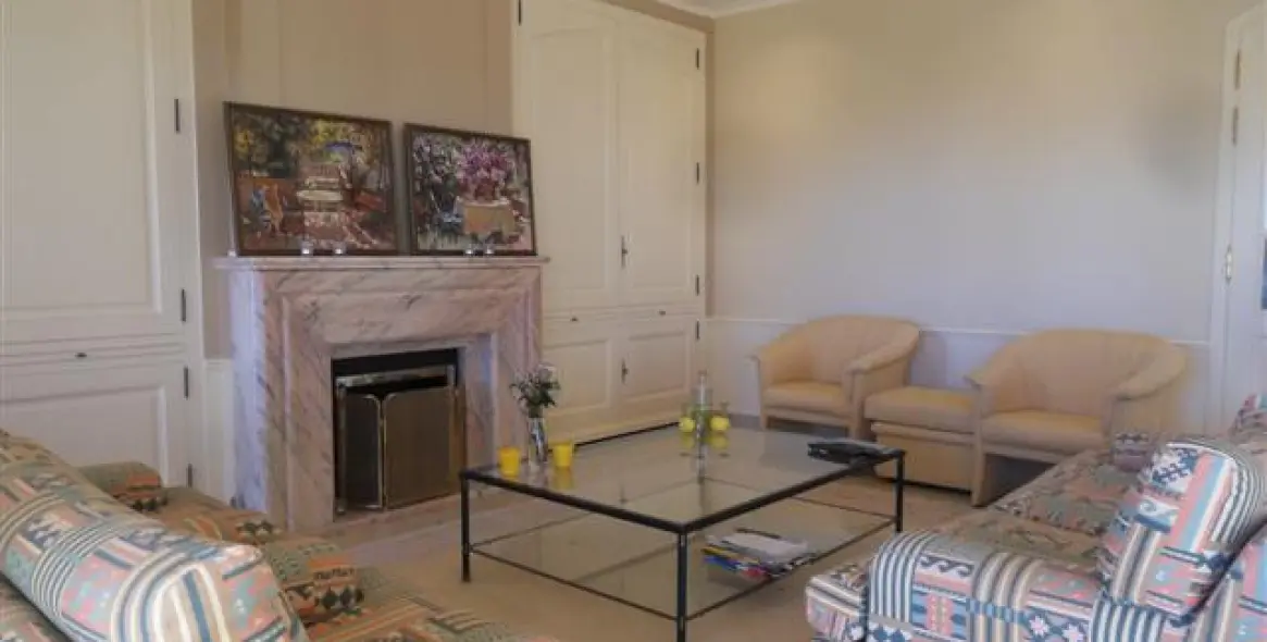 Краткосрочная аренда  отдельно стоящей виллы в Altos de los Monteros 8