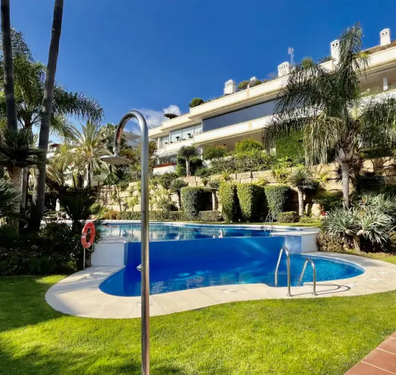 Short-term rent of ground floor apartment in The Golden Mile