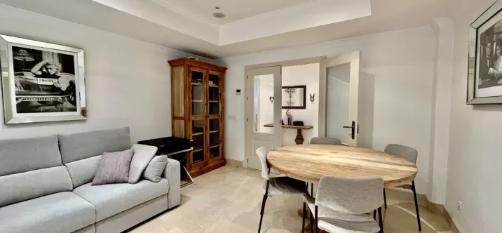 Short-term rent of ground floor apartment in The Golden Mile 2