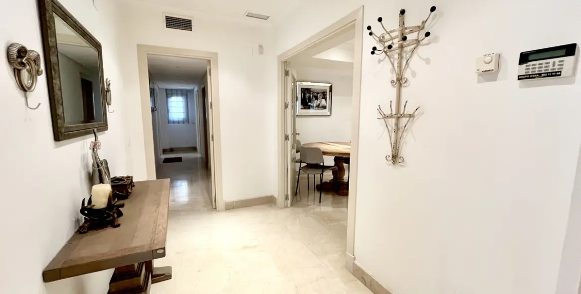 Short-term rent of ground floor apartment in The Golden Mile 5