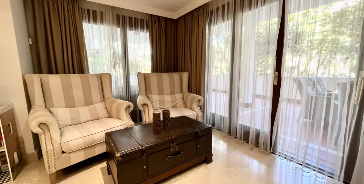 Short-term rent of ground floor apartment in The Golden Mile 7