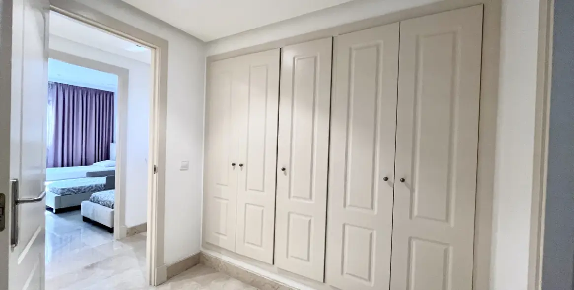 Short-term rent of ground floor apartment in The Golden Mile 19