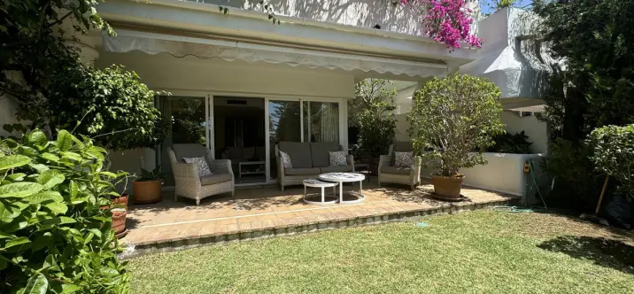 Краткосрочная аренда таунхауса в Bahía de Marbella 0