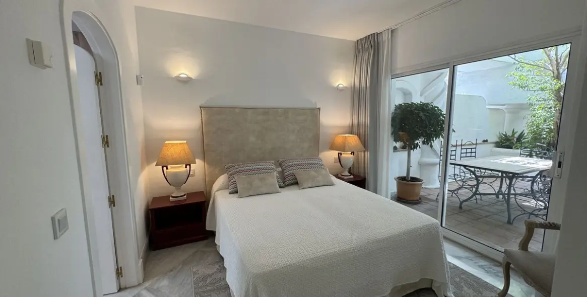 Краткосрочная аренда таунхауса в Bahía de Marbella 14