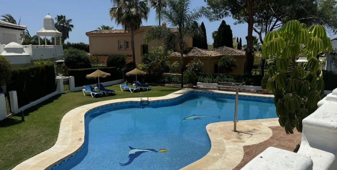 Краткосрочная аренда таунхауса в Bahía de Marbella 23