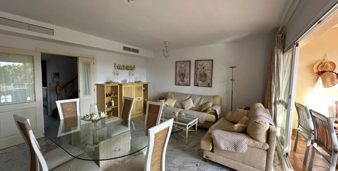 Краткосрочная аренда двухуровневого пентхауса в Bahía de Marbella 6