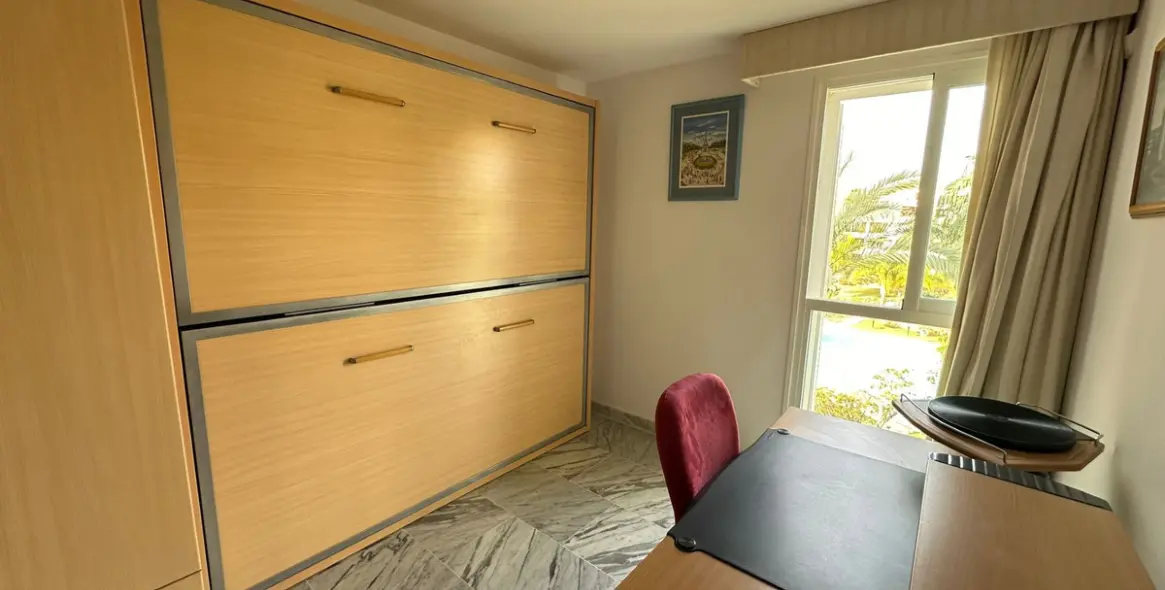 Краткосрочная аренда двухуровневого пентхауса в Bahía de Marbella 17