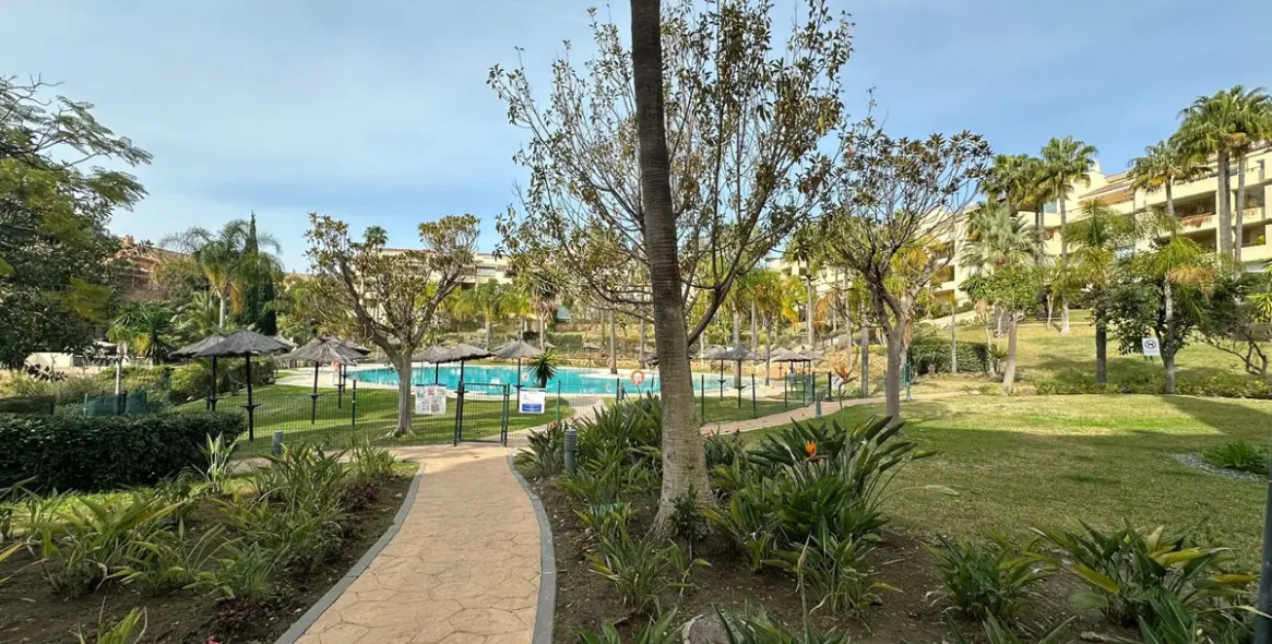 Short-term rent of penthouse duplex in Bahía de Marbella 28