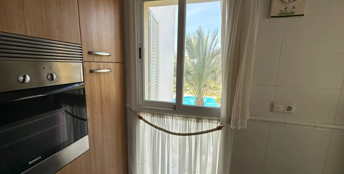 Краткосрочная аренда двухуровневого пентхауса в Bahía de Marbella 10