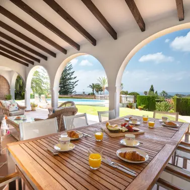 Краткосрочная аренда  отдельно стоящей виллы в Elviria