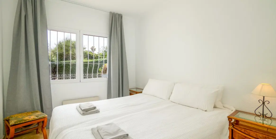 Краткосрочная аренда  отдельно стоящей виллы в Elviria 14