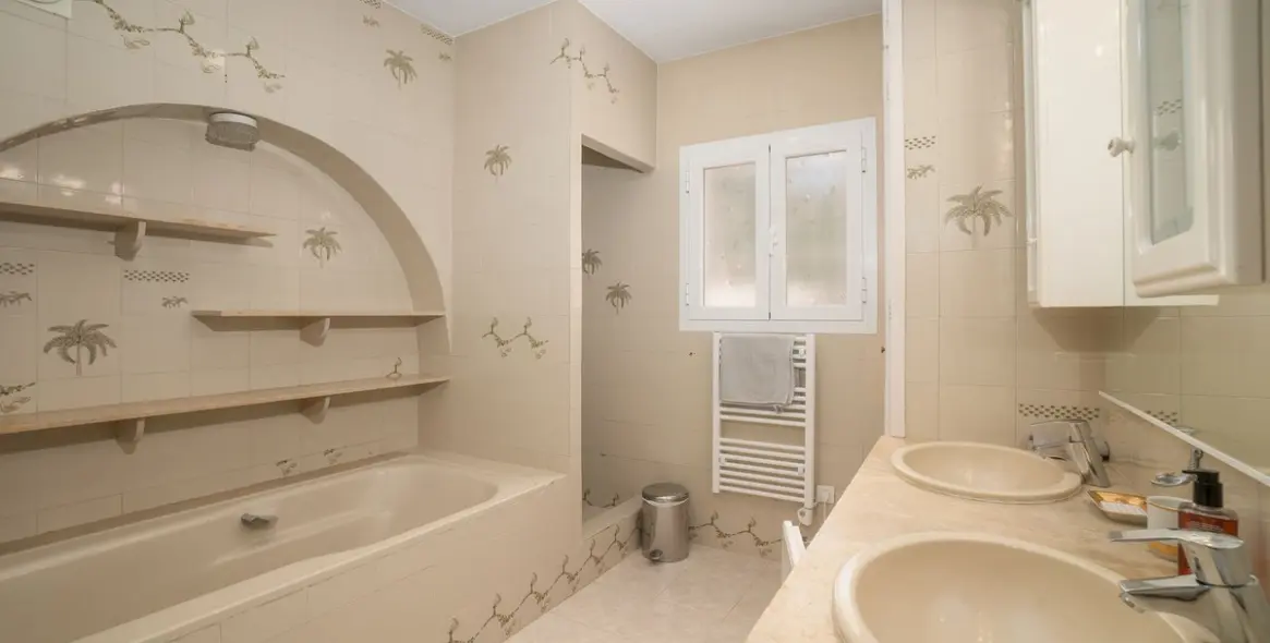 Краткосрочная аренда  отдельно стоящей виллы в Elviria 20