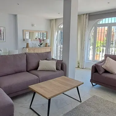 Краткосрочная аренда  отдельно стоящей виллы в Estepona