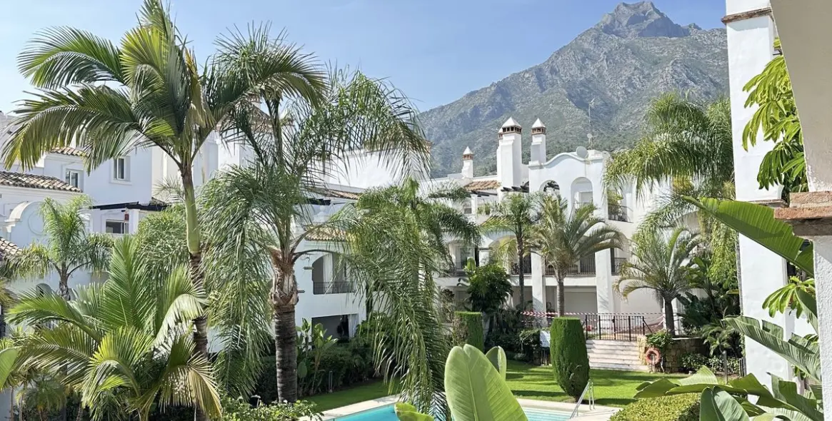 Долгосрочная аренда апартаментов на среднем этаже в Nagüeles 3