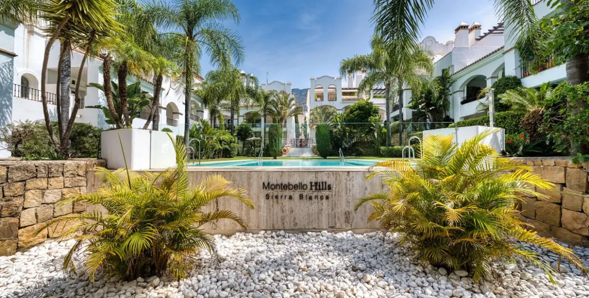 Долгосрочная аренда апартаментов на среднем этаже в Nagüeles 8