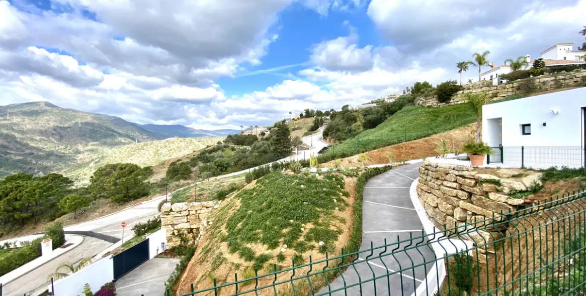 Short-term rent of detached villa in Benahavís 8