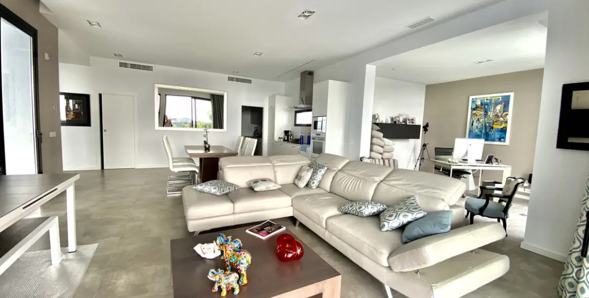 Short-term rent of detached villa in Benahavís 17