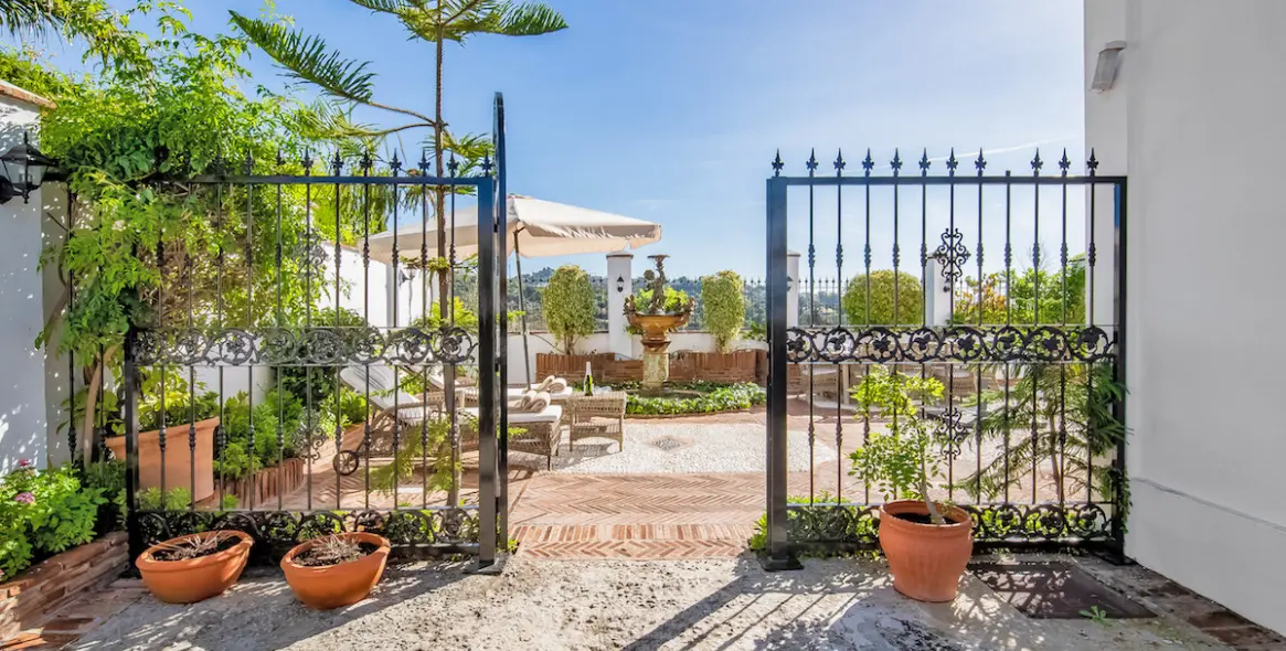 Краткосрочная аренда  отдельно стоящей виллы в Elviria 21