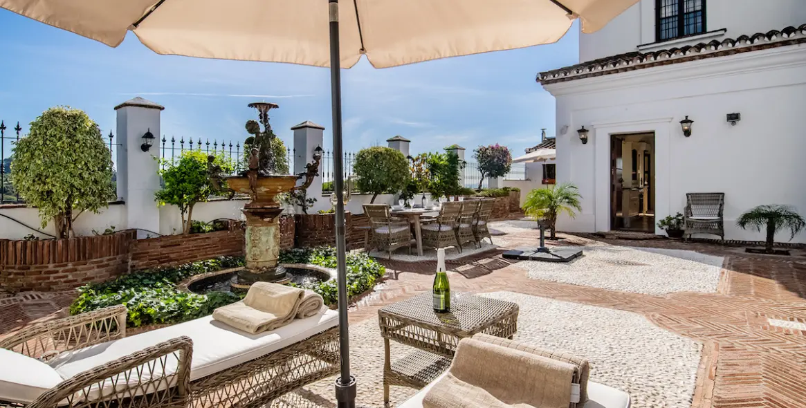 Краткосрочная аренда  отдельно стоящей виллы в Elviria 22