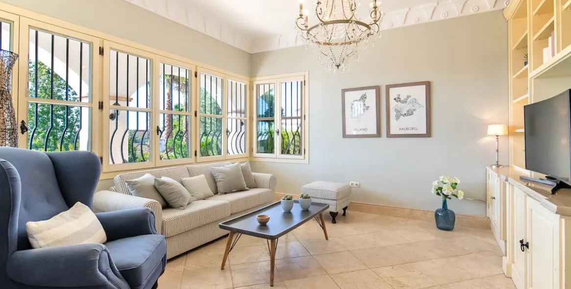 Краткосрочная аренда  отдельно стоящей виллы в Elviria 33