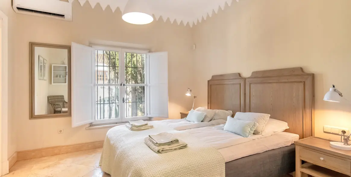 Краткосрочная аренда  отдельно стоящей виллы в Elviria 53