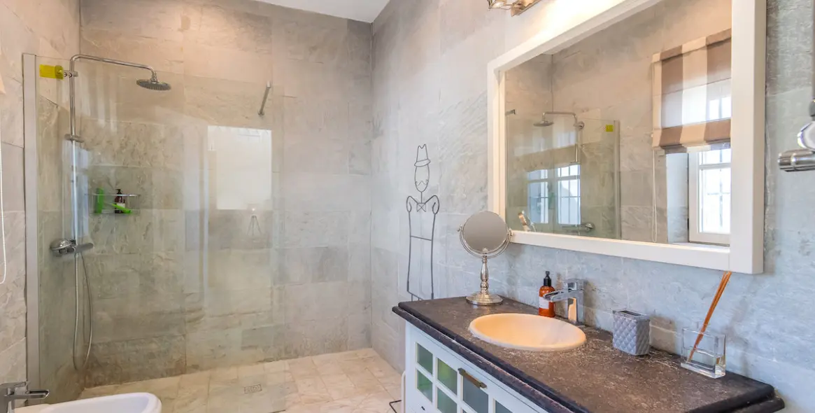 Краткосрочная аренда  отдельно стоящей виллы в Elviria 59