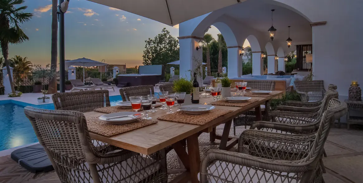 Краткосрочная аренда  отдельно стоящей виллы в Elviria 60