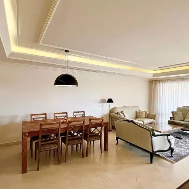 Краткосрочная аренда апартаментов на среднем этаже в New Golden Mile