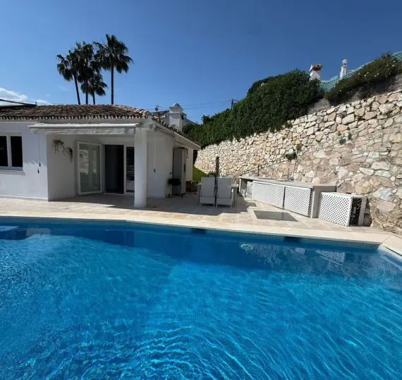 Краткосрочная аренда  отдельно стоящей виллы в El Faro