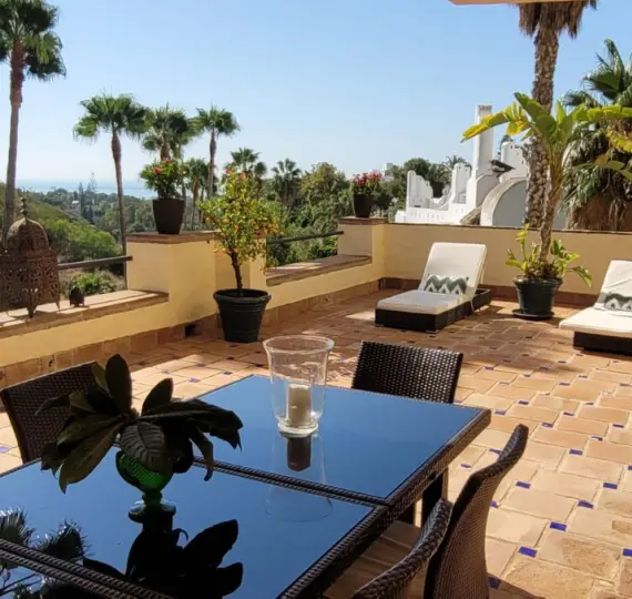 Short-term rent of middle floor apartment in The Golden Mile