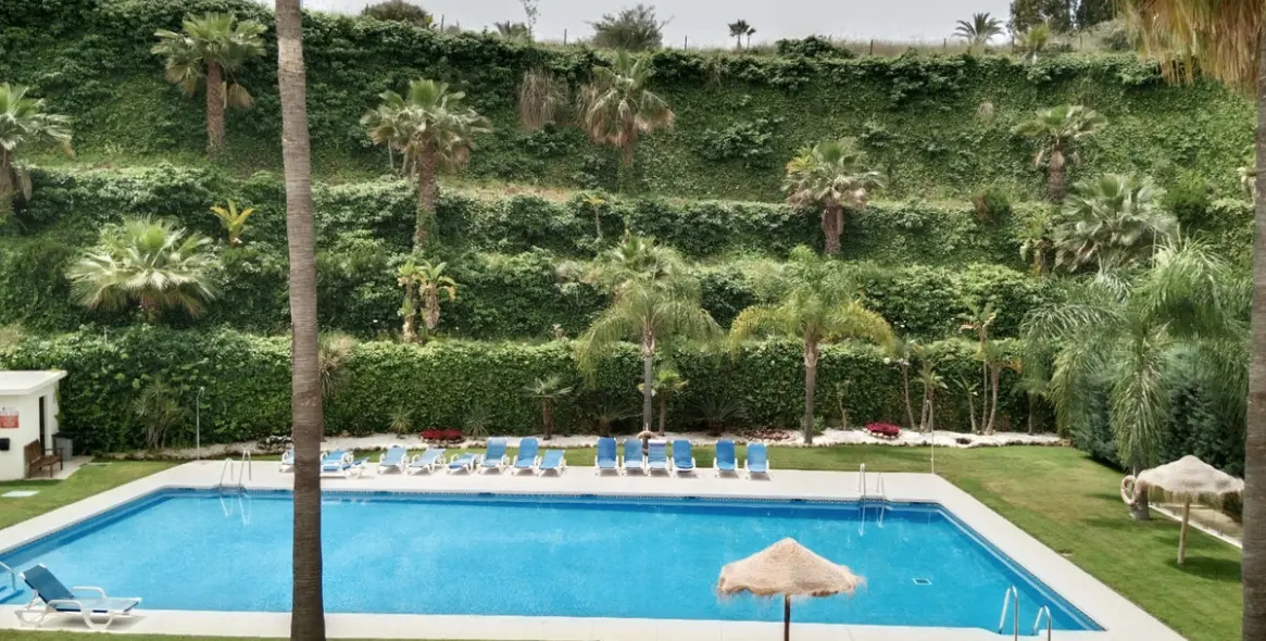 Short-term rent of middle floor apartment in Nueva Andalucía 2