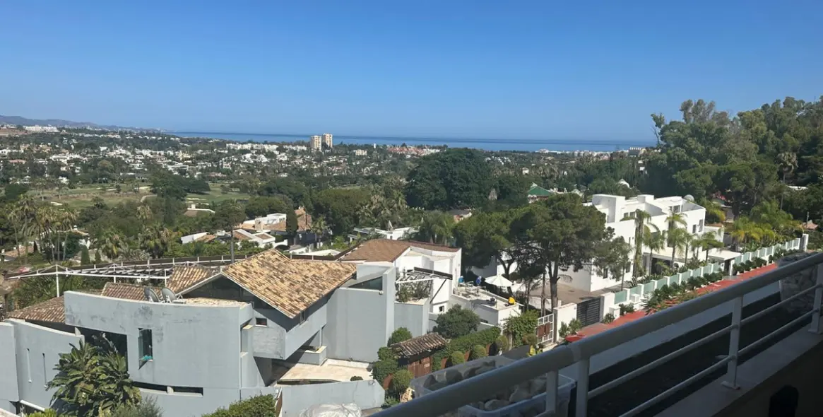 Краткосрочная аренда апартаментов на среднем этаже в Nueva Andalucía 8