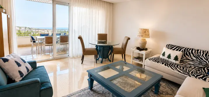 Short-term rent of middle floor apartment in Nueva Andalucía 0
