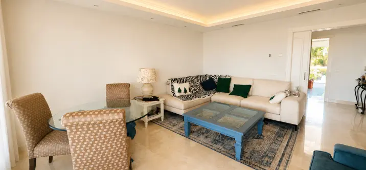 Short-term rent of middle floor apartment in Nueva Andalucía 2