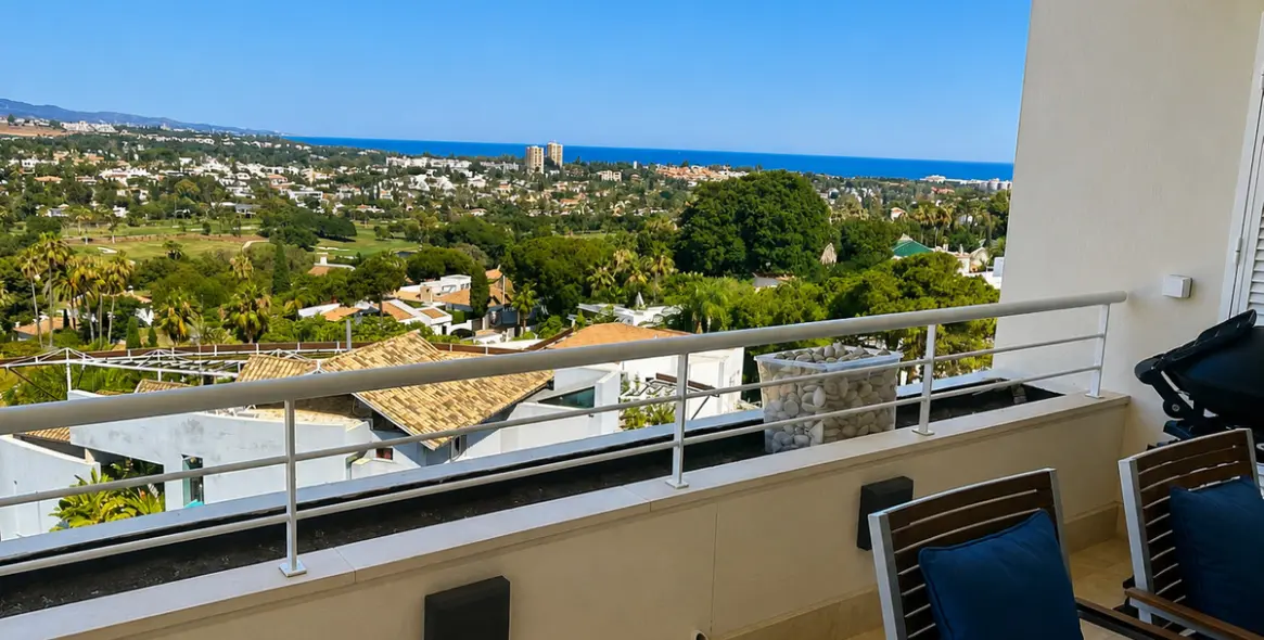 Short-term rent of middle floor apartment in Nueva Andalucía 7