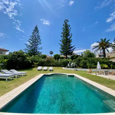 Краткосрочная аренда  отдельно стоящей виллы в Marbella