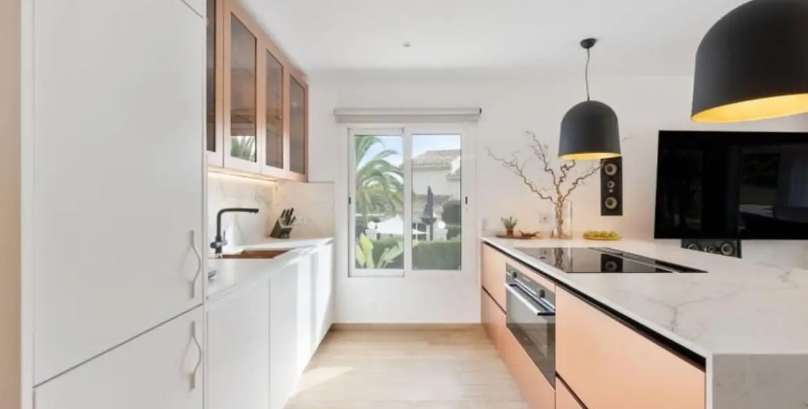 Краткосрочная аренда  отдельно стоящей виллы в Marbella 28