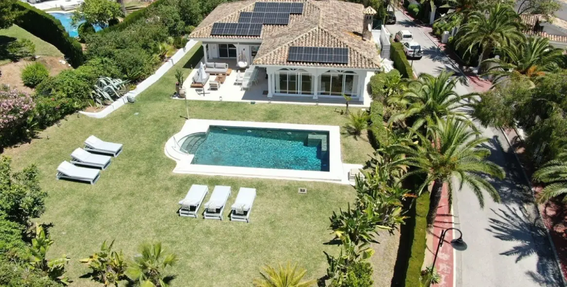Short-term rent of detached villa in Marbella 4