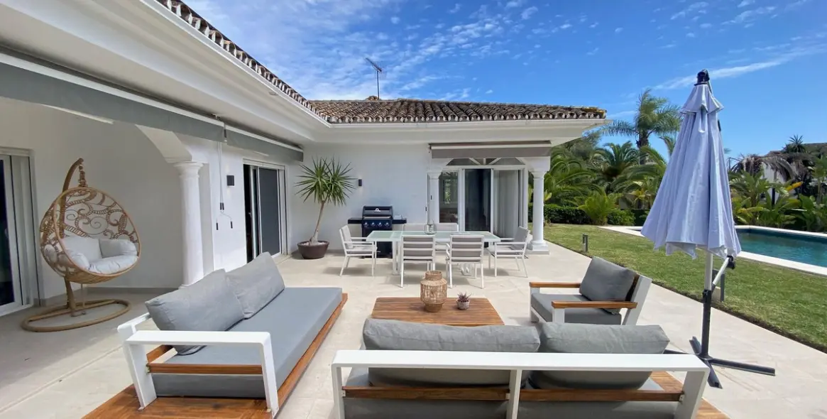 Short-term rent of detached villa in Marbella 11