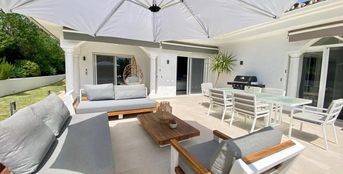 Short-term rent of detached villa in Marbella 12