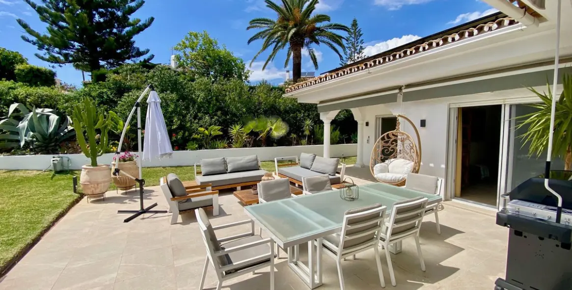 Short-term rent of detached villa in Marbella 13