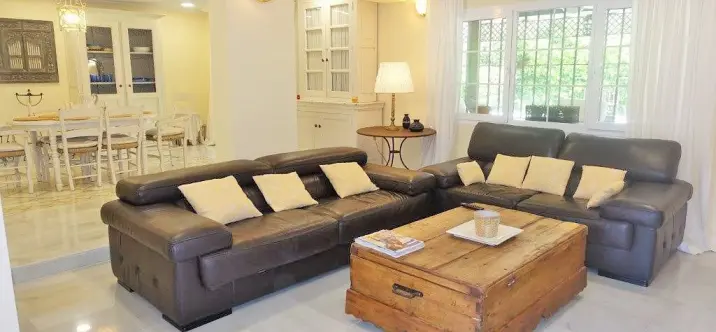 Long-term rent of detached villa in Nueva Andalucía 1