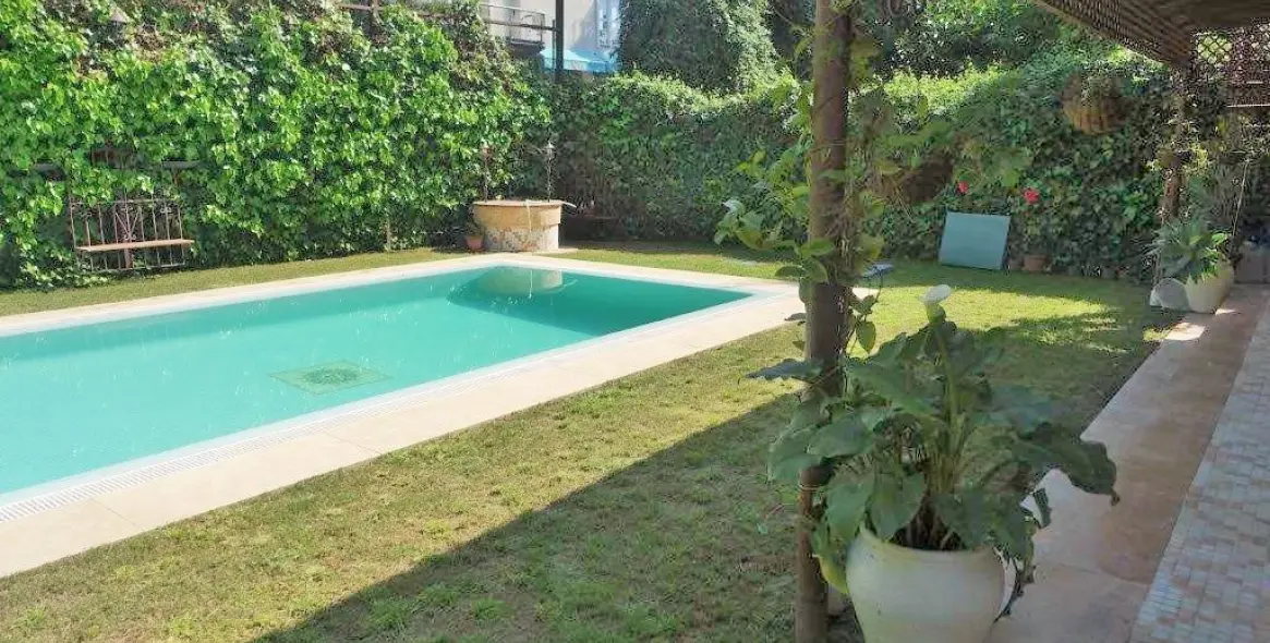 Long-term rent of detached villa in Nueva Andalucía 9