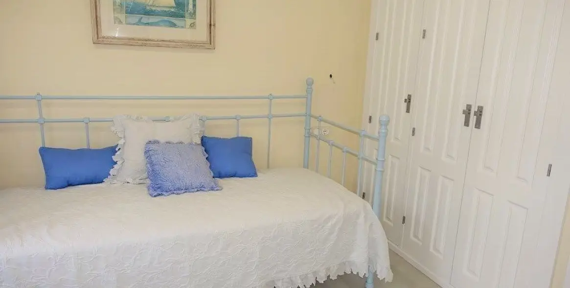 Long-term rent of detached villa in Nueva Andalucía 11