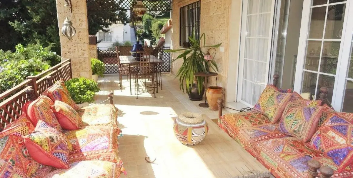 Long-term rent of detached villa in Nueva Andalucía 20