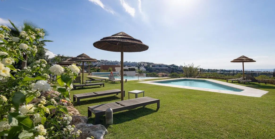 Long-term rent of penthouse in Marbella 2